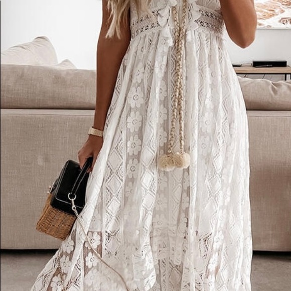 NWT - Glamorous Lace Irregular Mid-Length Dress - Picture 3 of 8